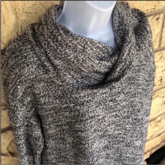 Cowneck sweater black & white turtleneck soft Oversized Large Comfy - Picture 9 of 9